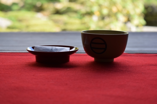 Drinks that match Japanese famous sweets